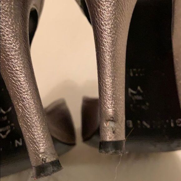22. Gianni Bini Cocktail Style Silver Heels with Black - Picture 4 of 10
